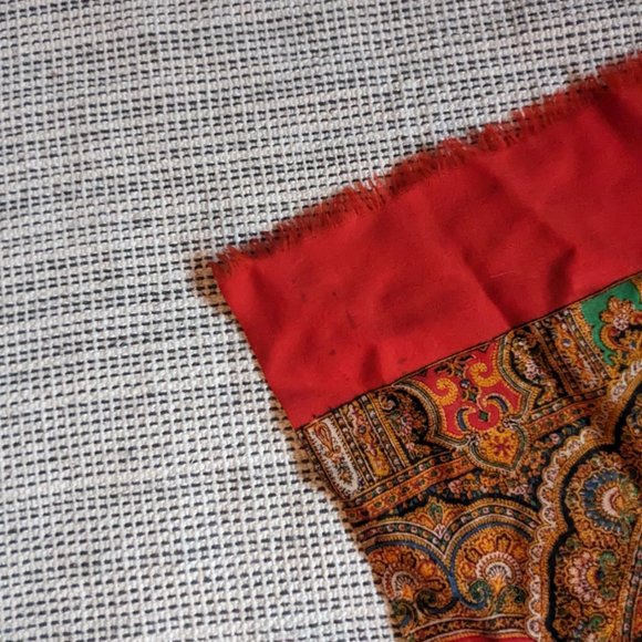 Lot of 3 Vintage Scarves - Picture 3 of 6